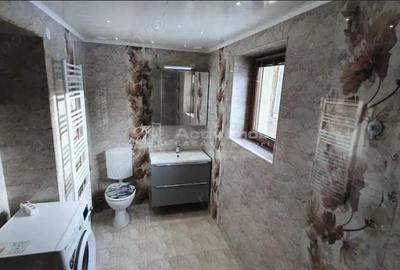 Casa - 2 apartamente - Rasnov - 11