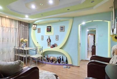 Apartament cu 4 camere în Micro 39