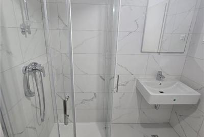Apartament cu 3 camere decomandat în Tractorul - 15