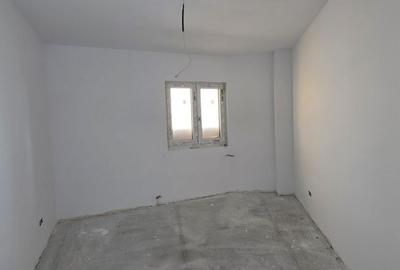 Apartament cu 4 camere decomandat în Șagului - 3