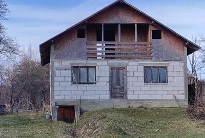 Casă cu 4 camere în Galeșu - 5