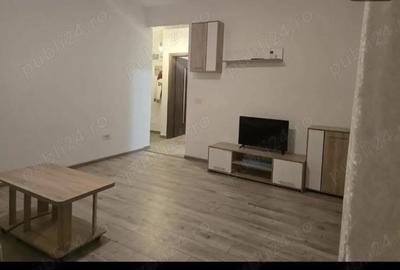 Apartament cu 2 camere decomandat în Roșu