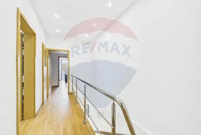Apartament cu 4 camere decomandat în P-ța Unirii - 15