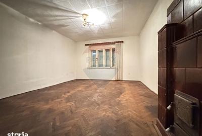 Casă cu 3 camere cu Teren 479 Mp în Central - 9