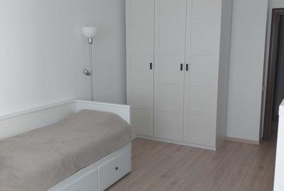 Garsonieră bloc nou Ozana, etaj 1, centrală proprie, mobilată modern - 2