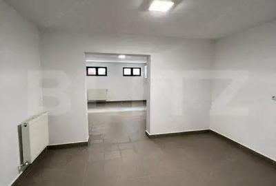 Trei spa?ii Comerciale,40,94 respectiv 147 mp utili , in zona centrala Trei spa?ii Comerciale,40,94 respectiv 147 mp utili , in zona centrala - 3