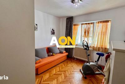 Apartament cu 3 camere decomandat în Cetate - 2