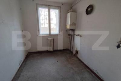 Apartament de vanzare cu 2 camere in Cugir, pretabil si pentru spatiu comercial. - 6