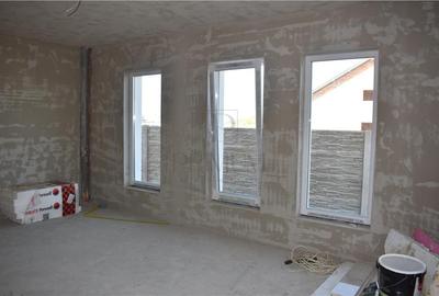 Casă individuală cu 4 camere cu Canalizare în Moșnița Nouă - 9