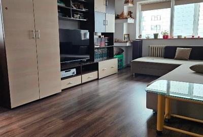 Apartament 3 camere, 80 mp, decomandat, etaj 3/4, Poitiers Apartament 3 camere, 80 mp, decomandat, etaj 3/4, Poitiers - 2