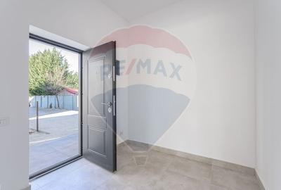 Casă individuală cu 5 camere cu Garaj în Cernica - 3