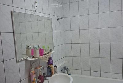 Apartament cu 3 camere decomandat în Militari - 3