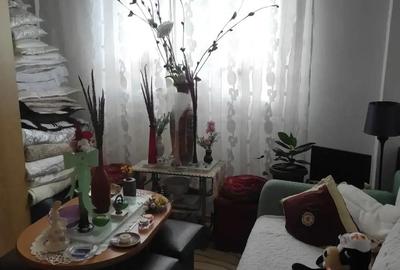 Apartament cu 2 camere decomandat în Micro 15 - 5