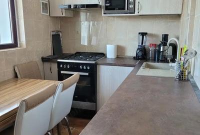 Apartament cu 3 camere semidecomandat, mobilat în Obor - 1