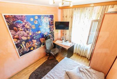 Apartament cu 4 camere decomandat în Crângași