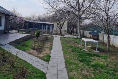 Teren 1700 mp, deschidere 18,40 ml, cu casa la strada principala - 2