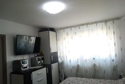 2 camere , decomandate,Energiei. - 3