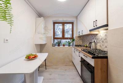 Apartament cu 2 camere decomandat, mobilat în Central - 2