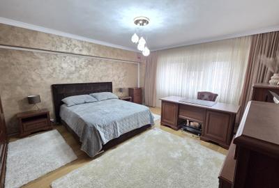 Apartament cu 3 camere decomandat, mobilat în Faleză - 2