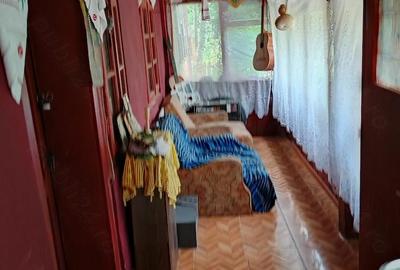 Casă cu 6 camere cu Teren 1270 Mp în Hodivoaia - 5