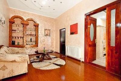 Casa P+1E si teren 370 mp, singur in curte - Piata Centrala - 6