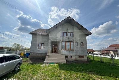 Casă cu 4 camere în Orheiu Bistriței - 3