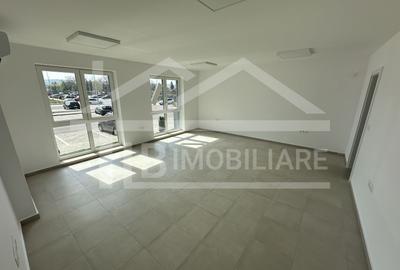 Spațiu comercial, de 80 mp, în Libertății - 1