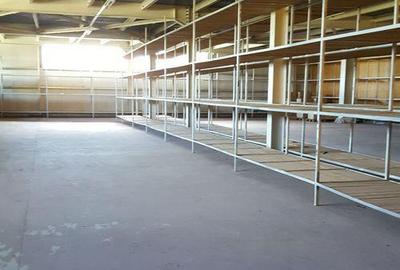 Spa?iu depozitare si productie Ciolpani - 8