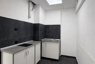 Spațiu comercial, de 76 mp, în Central