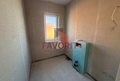 Duplex cu 5 camere cu Canalizare în Dumbrăvița - 15