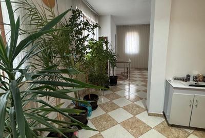 Casa P+1 / 5 camere Parcul Carol, curte 300mp - 5