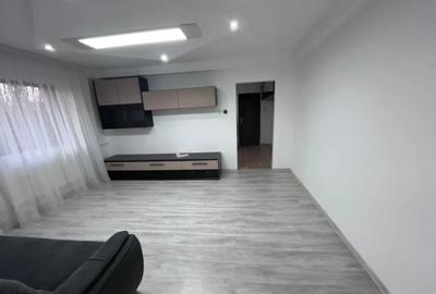 Apartament cu 3 camere semidecomandat în George Enescu - 2