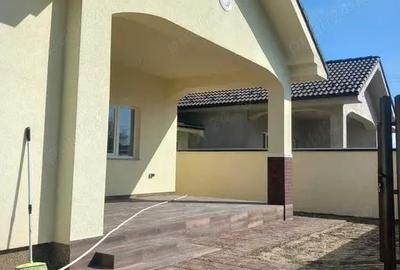 Casă cu 3 camere cu Teren 394 Mp în Beregsău Mare - 5