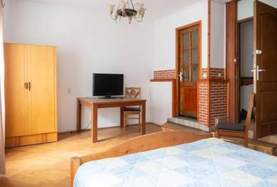 Apartament cu 7 camere decomandat în Centrul Istoric - 4