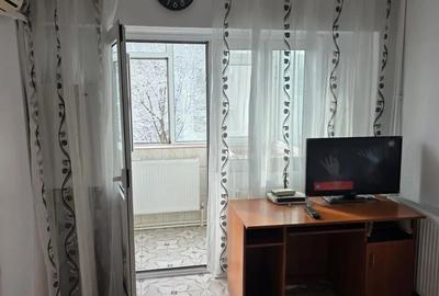 Garsonieră semidecomandată în CET - 8