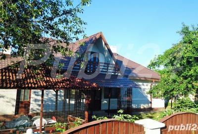 Casă cu 3 camere cu Teren 1000 Mp în Central - 3