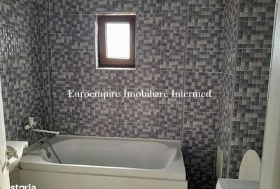 Apartament cu 2 camere, mobilat în Km 5 - 1