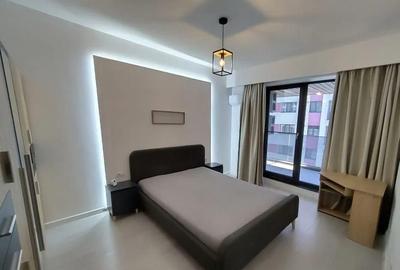 Apartament cu 2 camere semidecomandat, mobilat în Politehnica