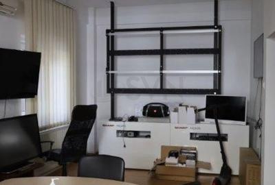 Casă individuală cu 8 camere cu Canalizare în Șoseaua Nordului - 3