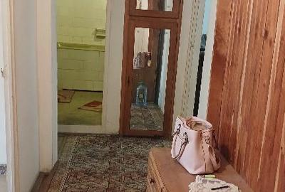 Bd. Republicii, apartament cu 2 camere decomandat etaj1, spatios - 3