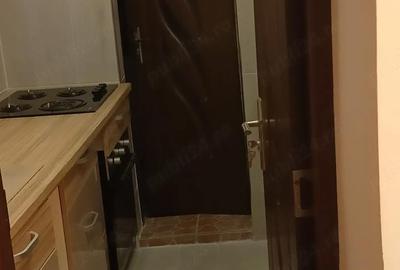 Garsonieră decomandată în Central - 1