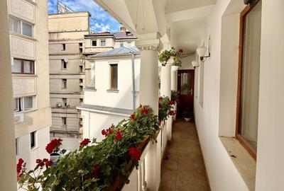 Casă individuală cu 16 camere cu Canalizare în P-ța Unirii - 16