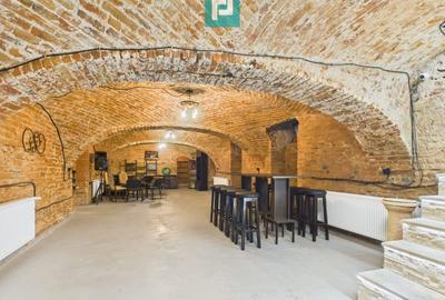 Eleganță subterană - pivniță exclusivistă Arad - 33