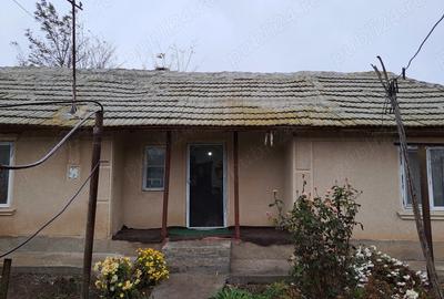Casă cu 3 camere în Nuntași - 1