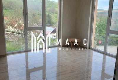 Casă individuală cu 5 camere cu Canalizare în Slimnic - 11