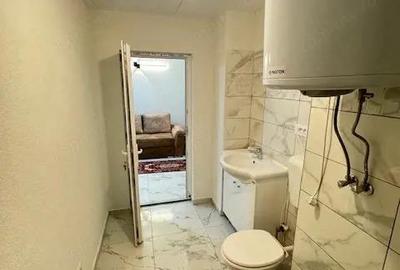 Spatiu comercial de vanzare, central, BUHUSI, jud. Bacau - 9