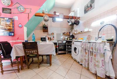 Apartament cu 2 camere la curte comuna, zona Centrala, Arad - 8
