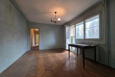 Apartament cu 3 camere semidecomandat în Tătărași - 1