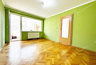 Apartament cu 3 camere , etajul 2, situat în inima orașului. - 2