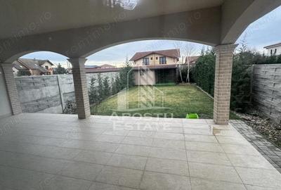 Casă cu 4 camere cu Teren 346 Mp în Dumbrăvița